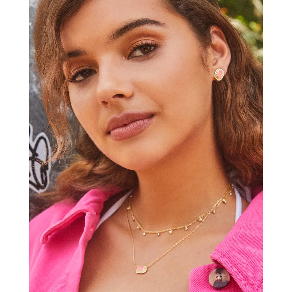 Kendra-Scott-Amelia-Chain-Necklace-Gold-00.jpg
